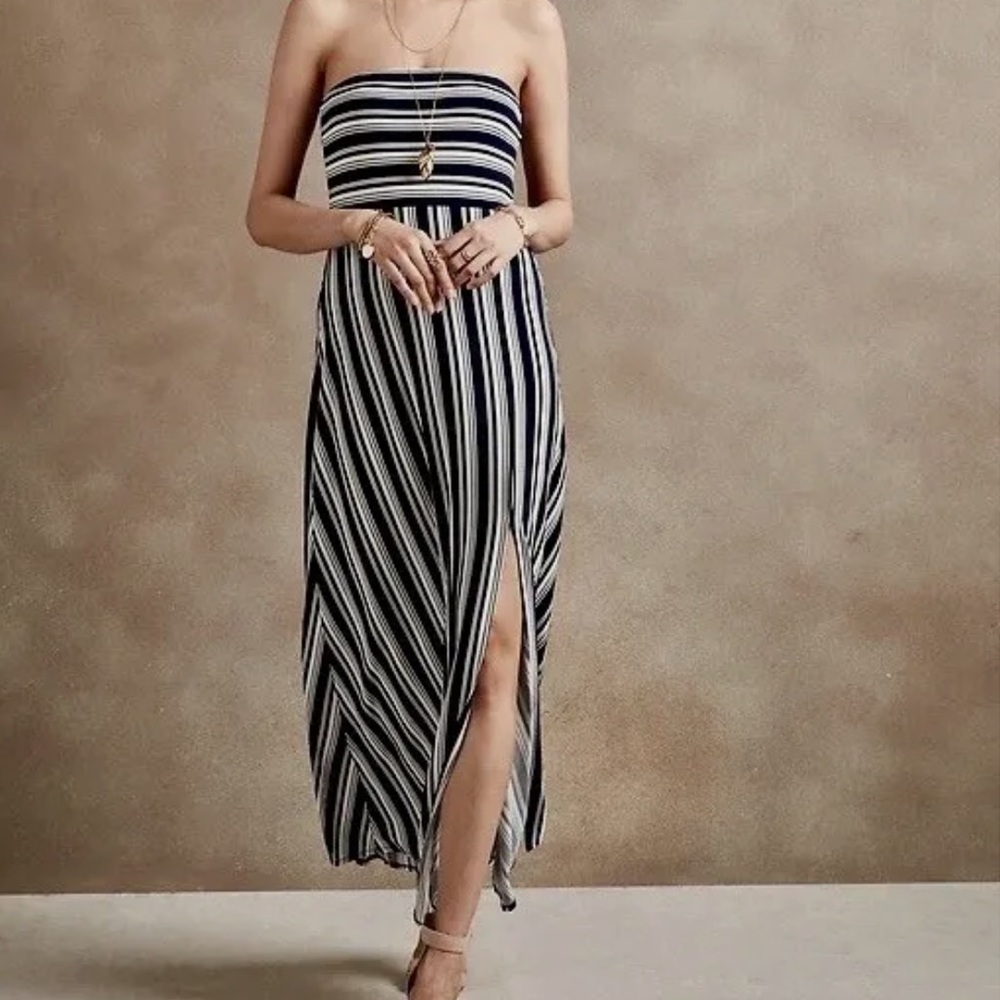 Banana Republic Navy + White Strapless Stripped Maxi Dress